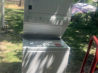 Fridgidaire combo Washer/Dryer