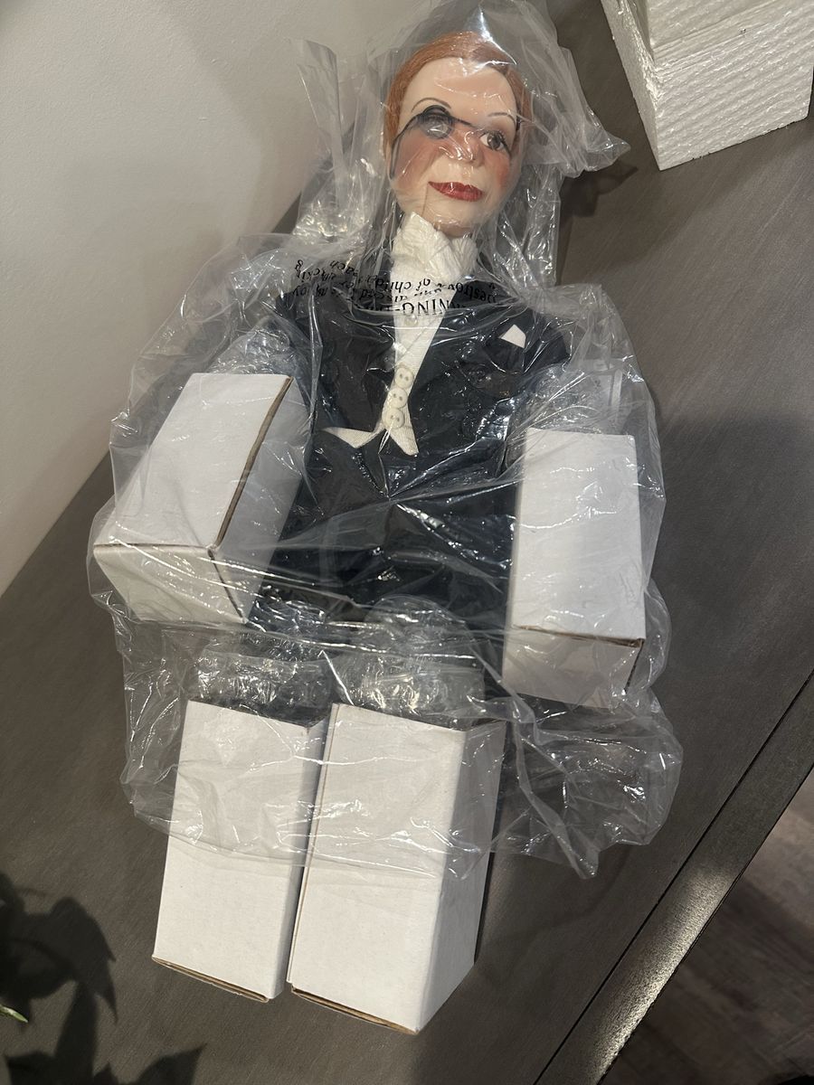 The Danbury Mint, Charlie McCarthy Doll - New in Box with Chair, Limited Edition Collector's Item