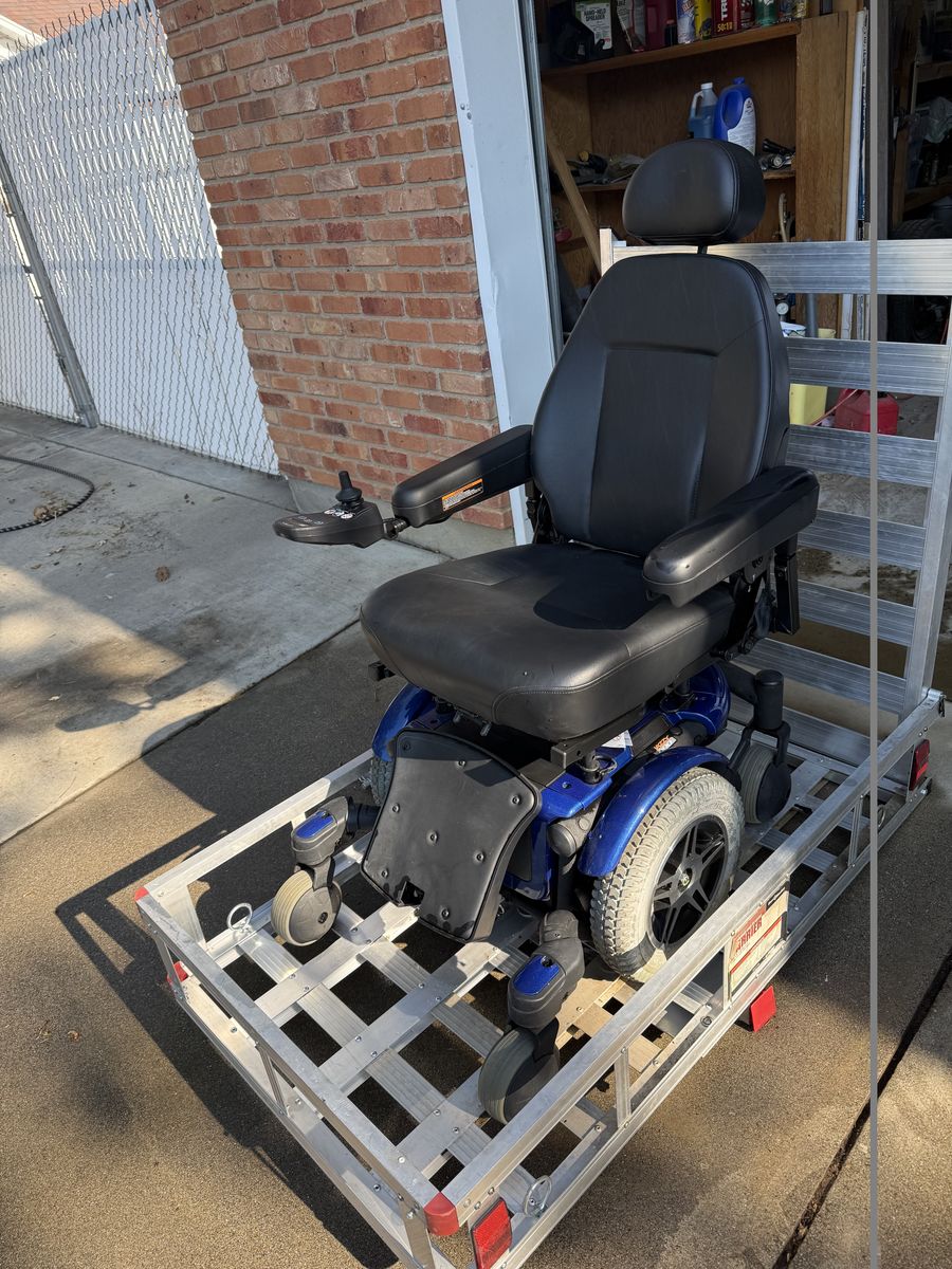Pride Mobility Jazzy 600 ES Power Wheelchair