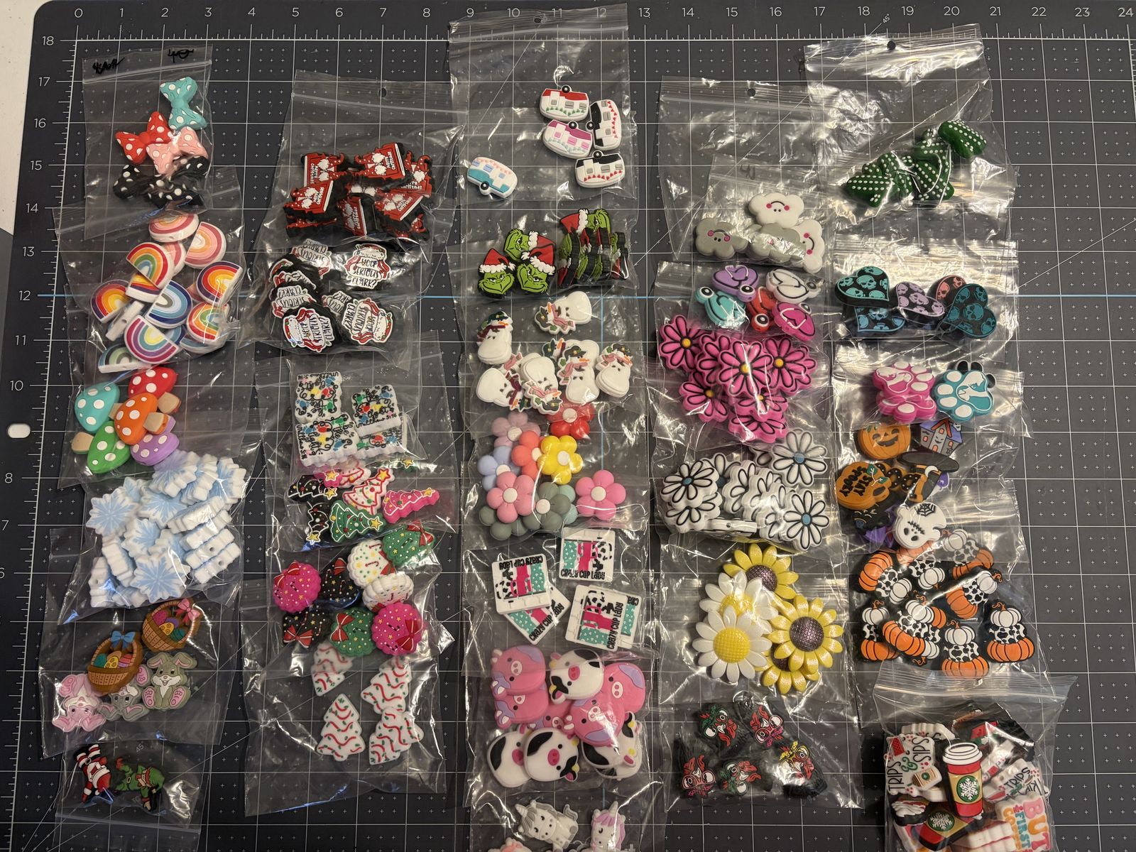 Lot of Focal Silicone Beads