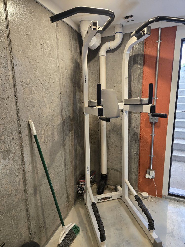 TuffStuff Fitness Power Tower Dip Station Pull-Up Bar VKR Machine