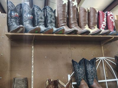 lots of vintage cowboy boots Springville