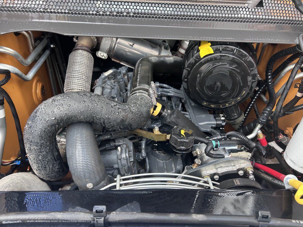 Main image 6