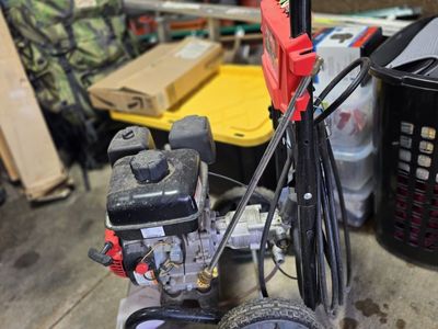 Gas engine powerwasher