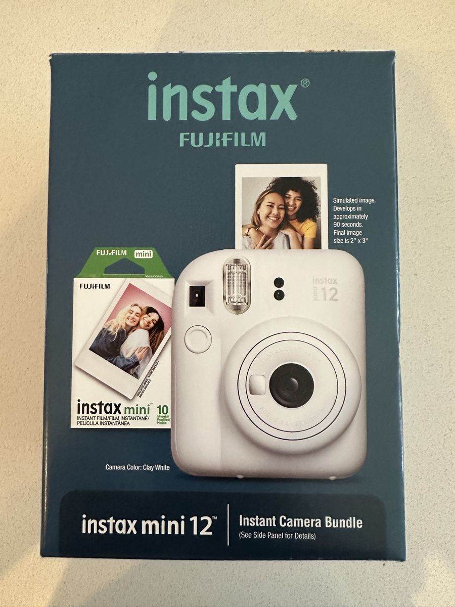 Fujifilm Instax Mini 12 Bundle