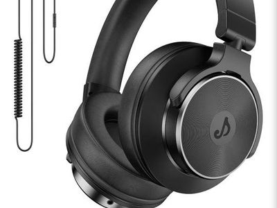 Wired Over-Ear Studio Monitor Headphones CM7005 Black