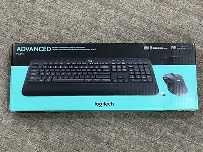 Logitech MK545 Advanced Wireless Keyboard and Mouse Combo
