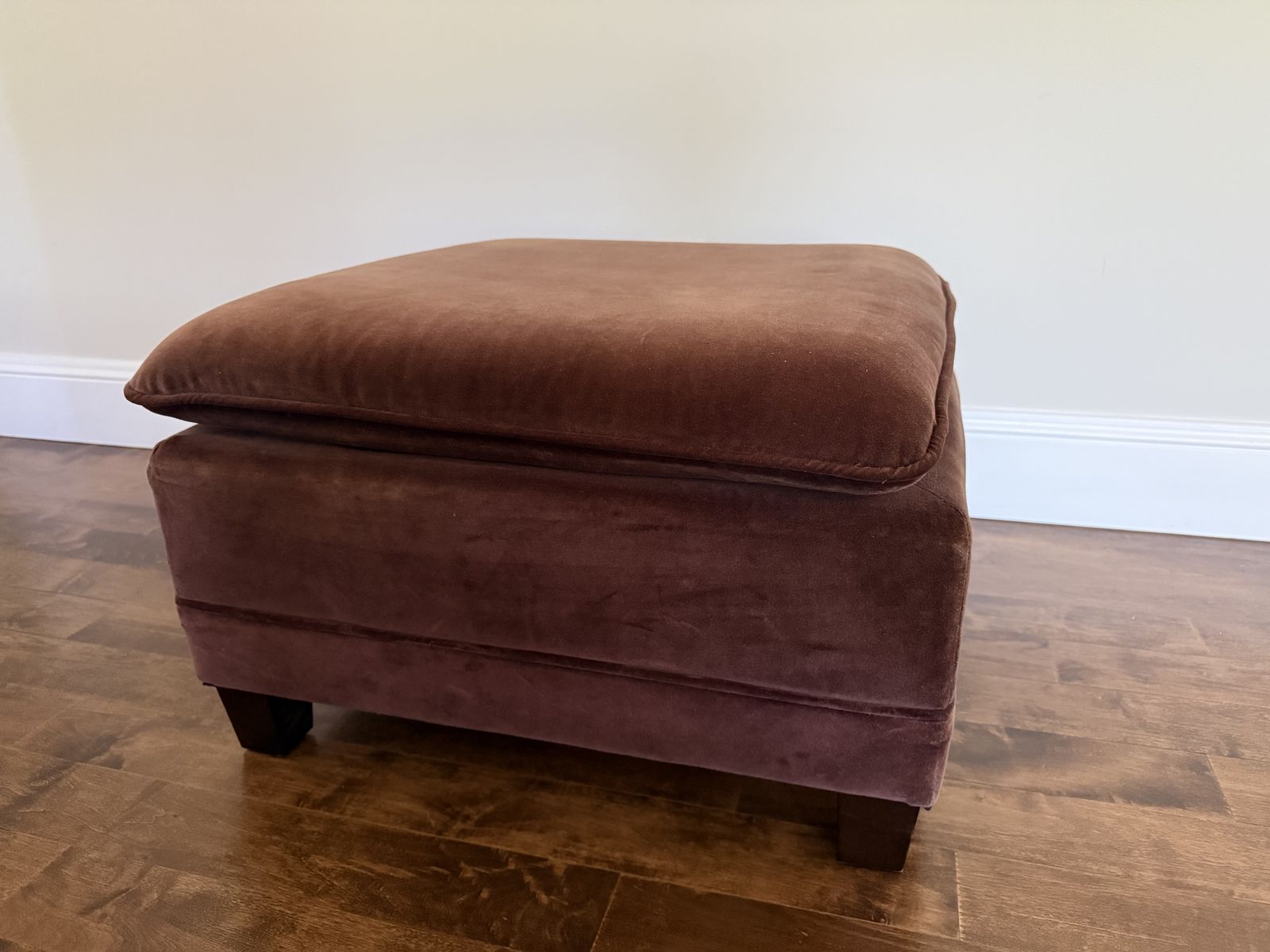 Main image 9