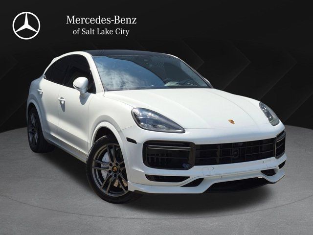 2022 Porsche Cayenne Turbo Coupe
