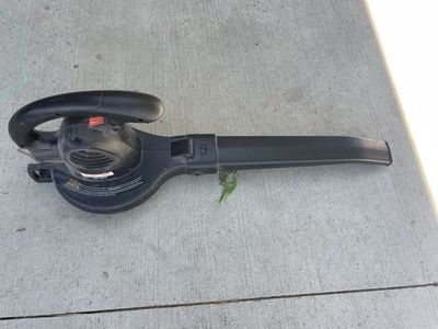 Black & Decker Electric Leaf Blower, Lightweight Handheld Design