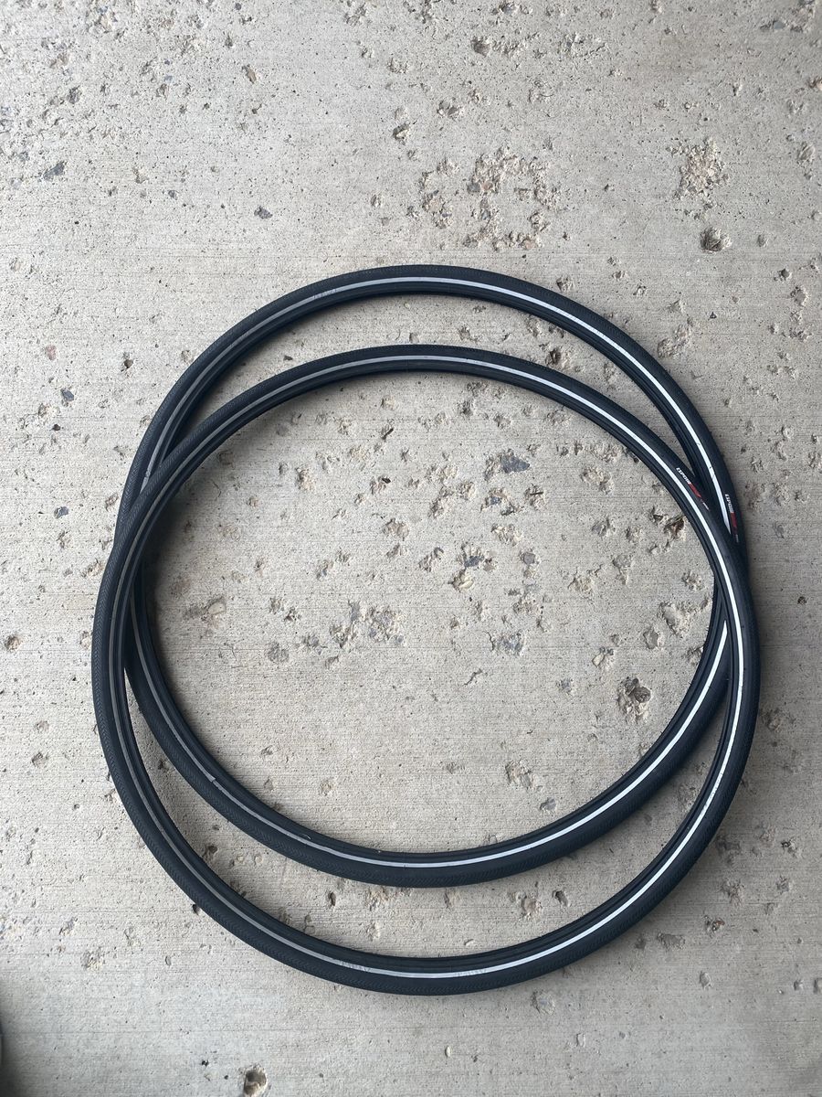 2 Specialized Road tires Espoir Sport 700 x 30 BlackBelt flat protection