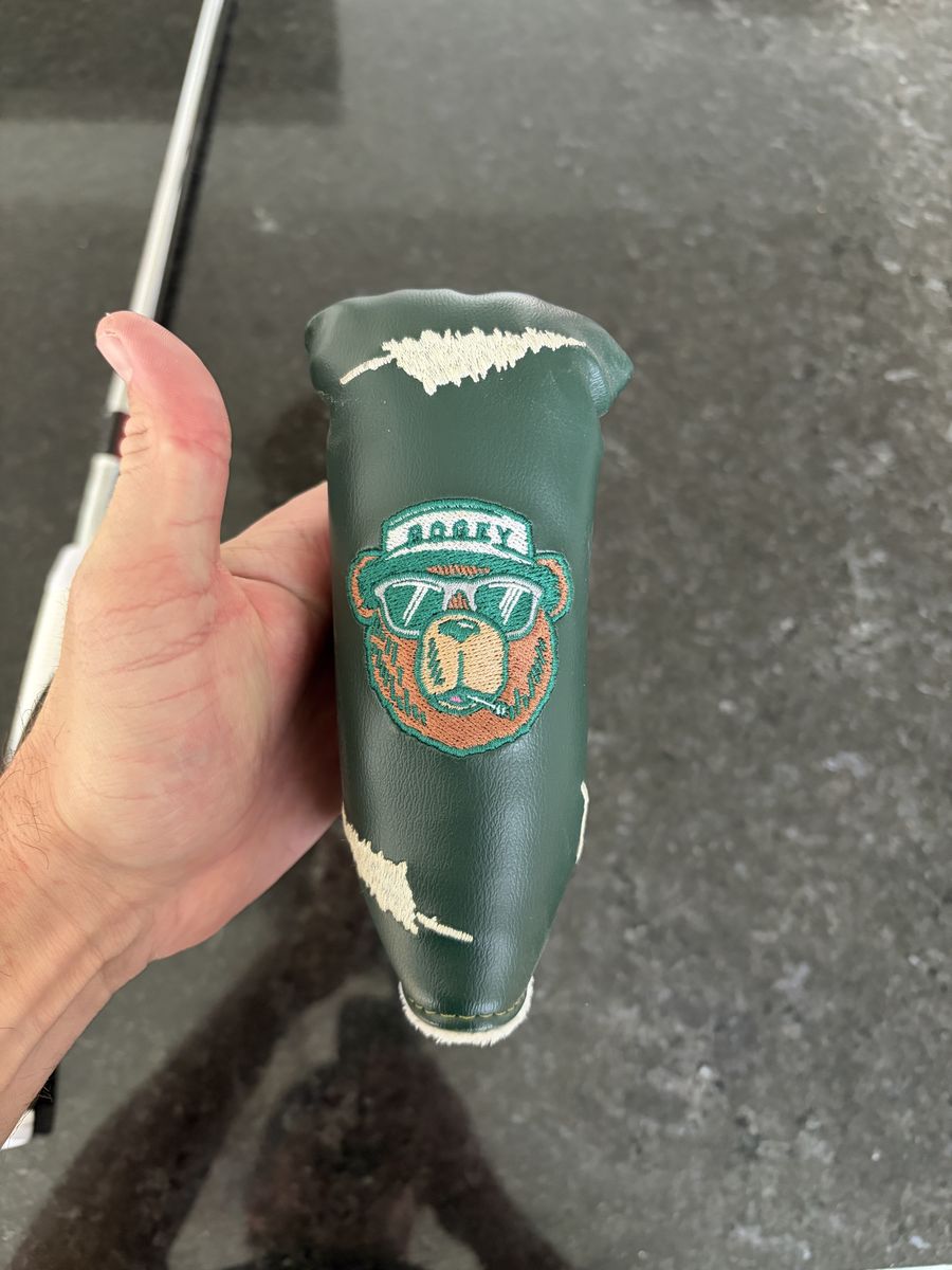 North Coast Golf putter cover