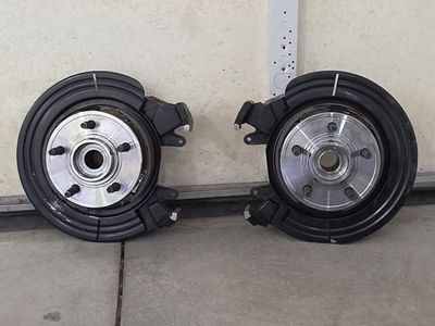 Explorer/Moutaineer Rear Loaded Hubs