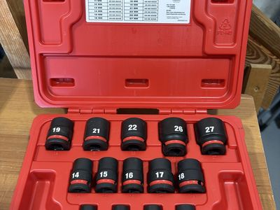Milwaukee 1/2" Metric Impact Socket Set