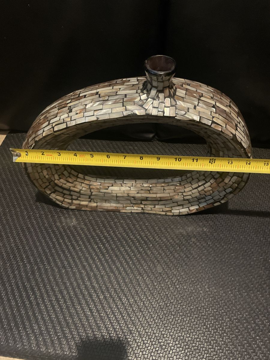 Main image 4