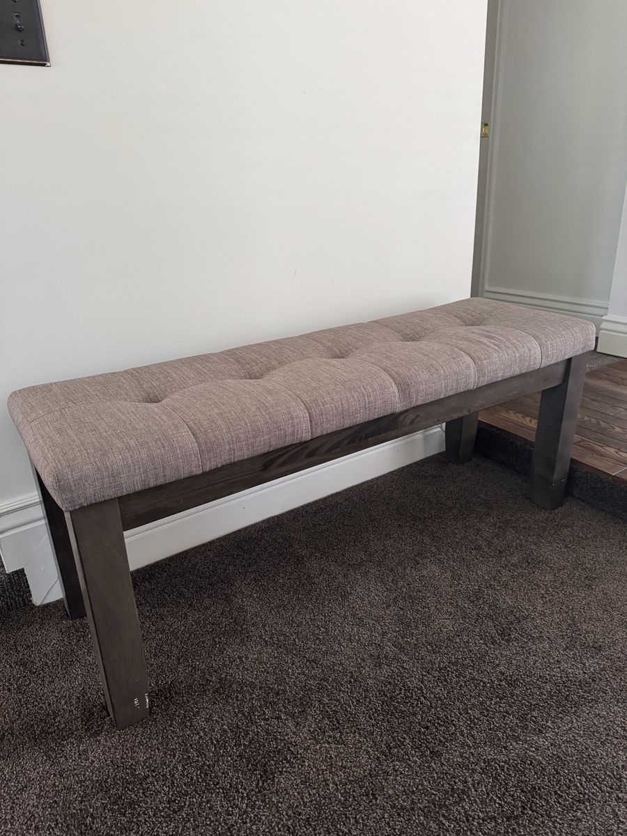 Entry way bench