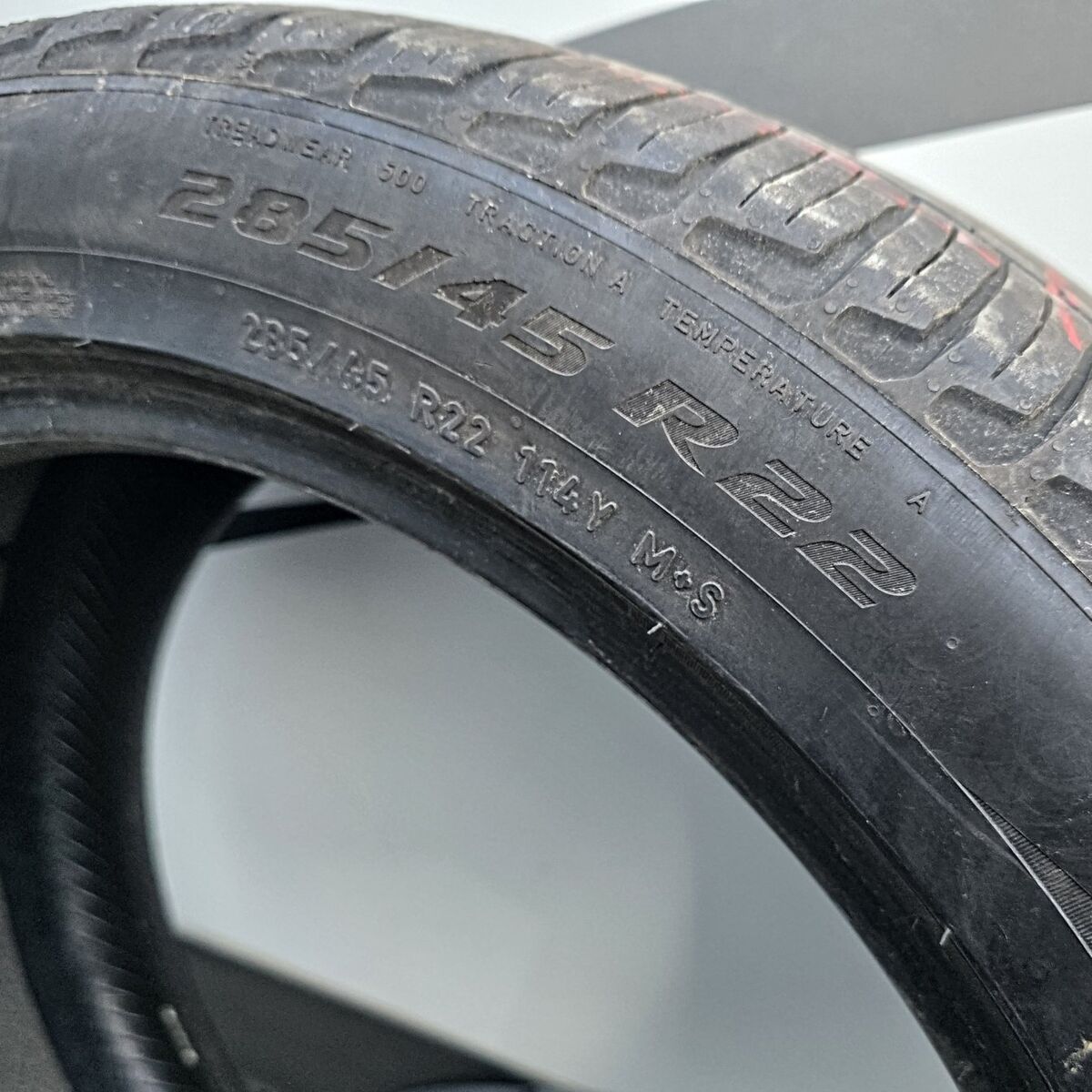 285/45R22 Pirelli Scorpion Zero 285 45 22