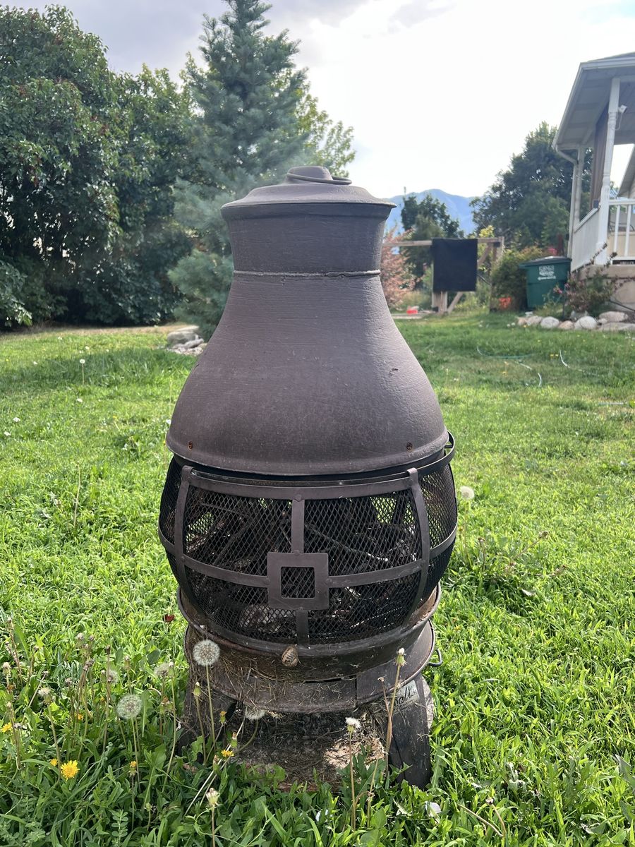 Iron Chimnea/fire outdoor chimney