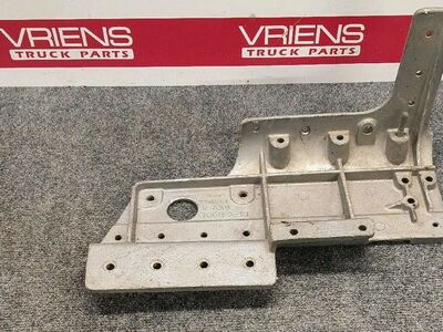 Peterbilt 379 Left Hood Corner Gusset, Part # 13-04190L