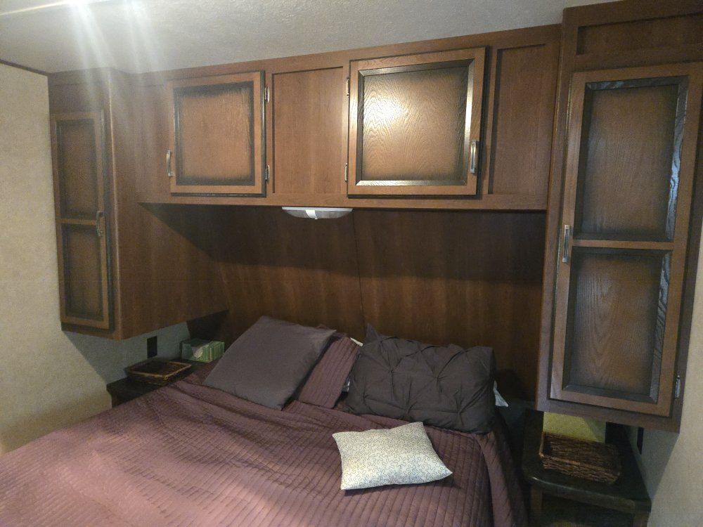 Main image 12