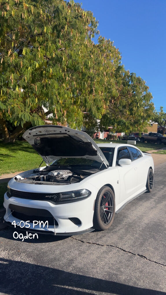 2016 DODGE CHARGER SRT Hellcat