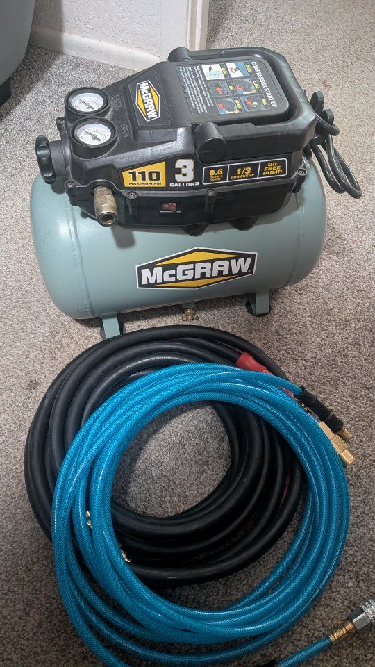 3 gallon air compressor $50