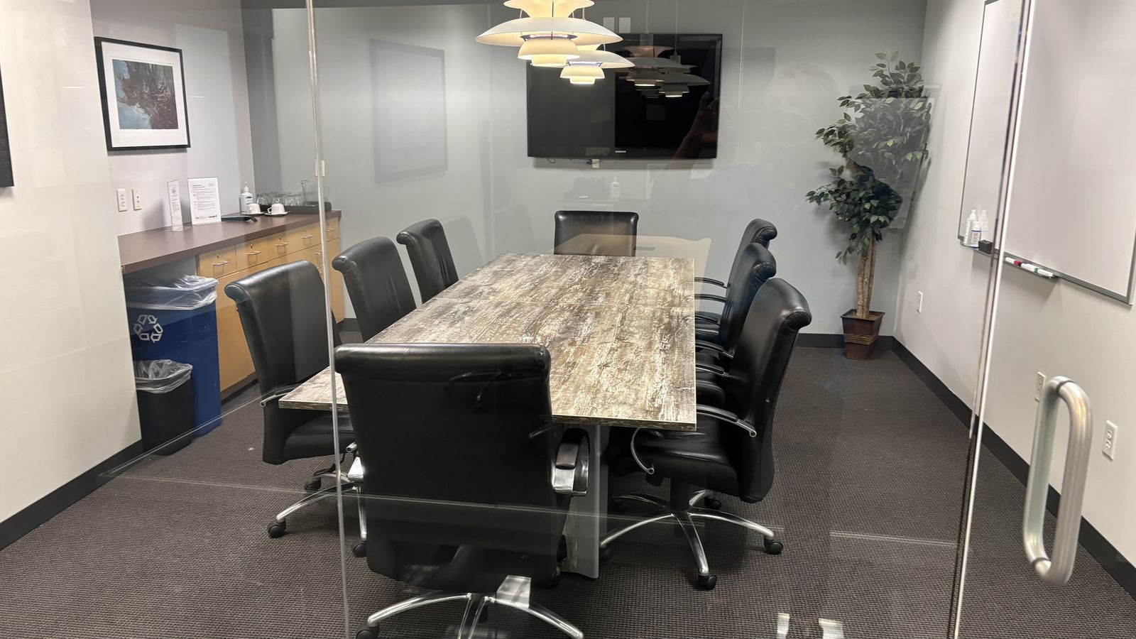 Need Space to Hold a Meeting? Prime Location!