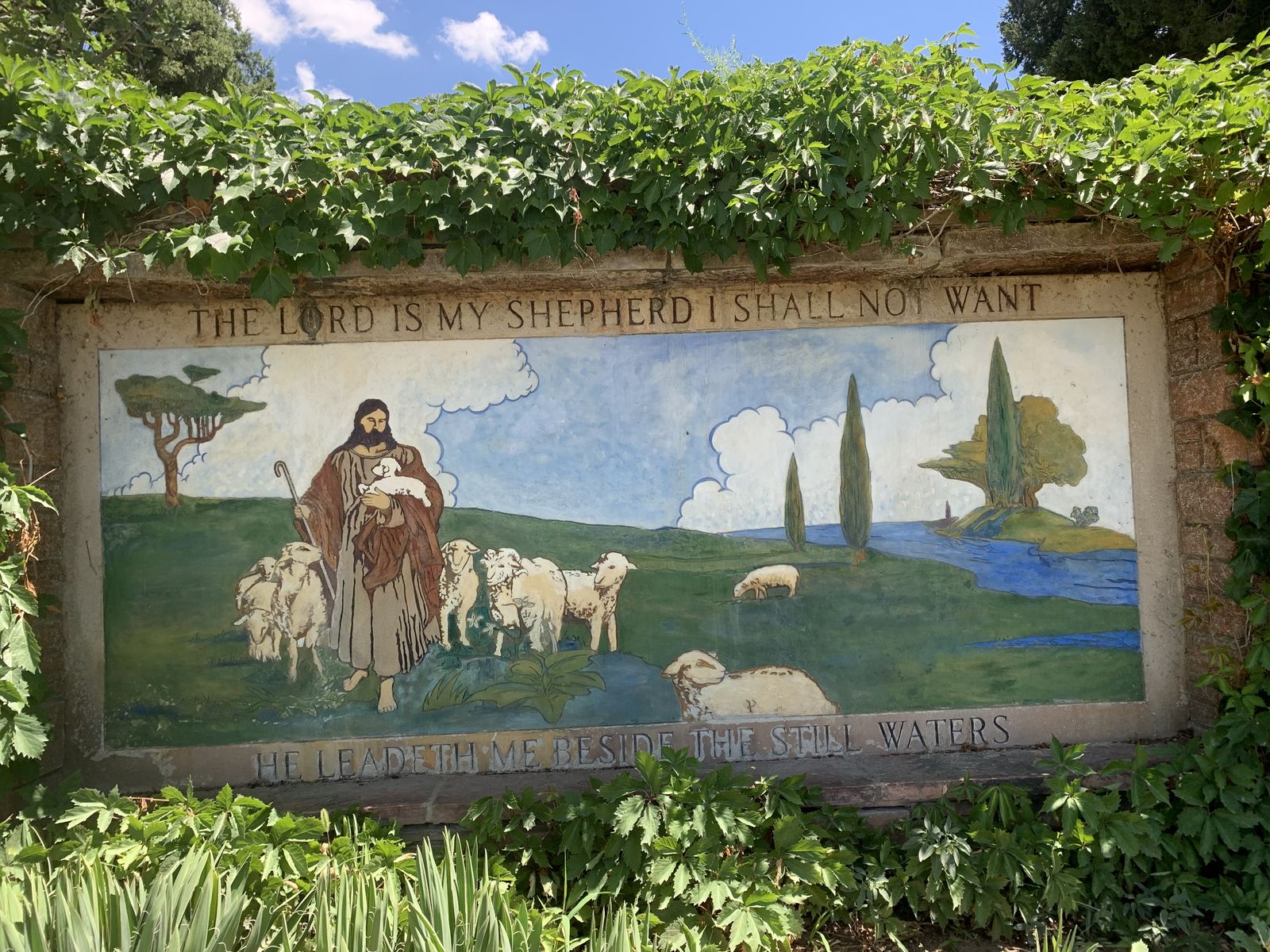 Main image 3