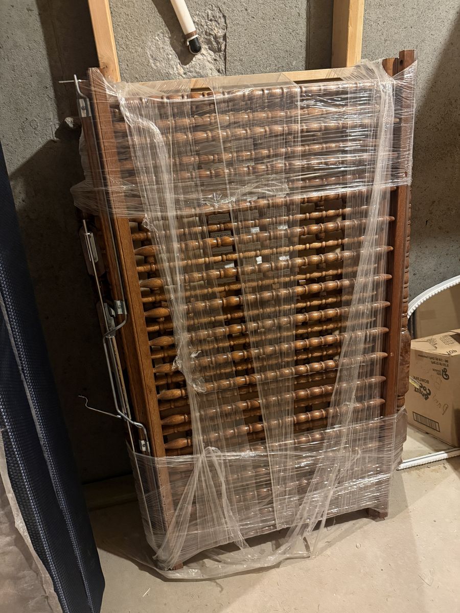 Antique Solid wood crib