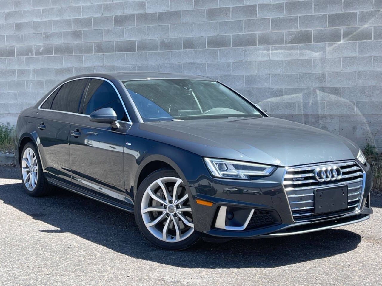 2019 Audi A4 quattro Premium Plus 45 TFSI