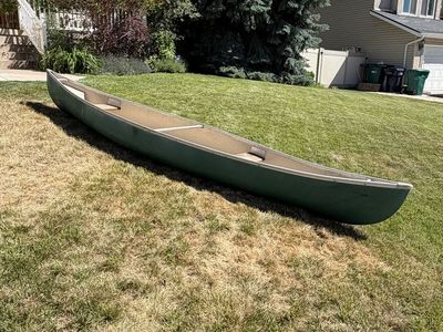 Sears 15' Fiberglass Canoe – Ready for the Water
