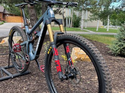 2019 Santa Cruz Hightower CC Reserve (Size L)