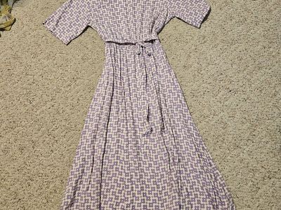 Sweet Salt Dress Size Medium Purple/White Flowers