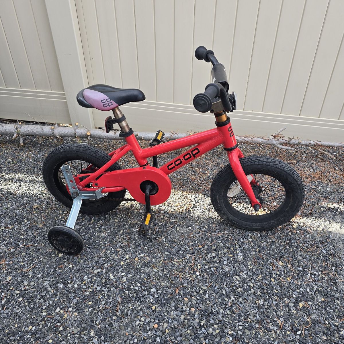 Co-Op Revel 12" wheeled bike