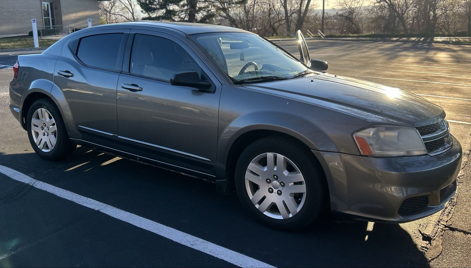 2012 DODGE AVENGER SE