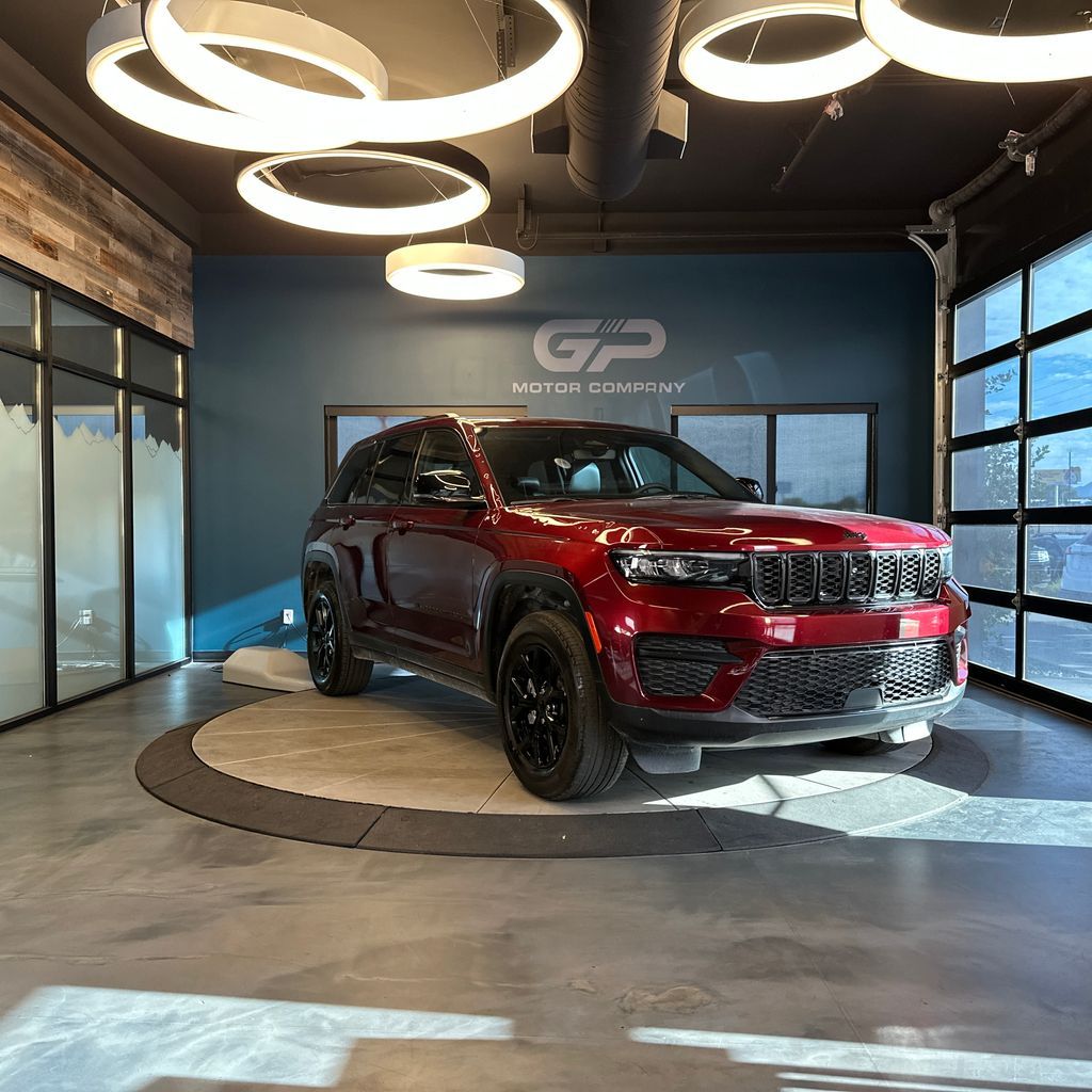 2024 Jeep Grand Cherokee Altitude X