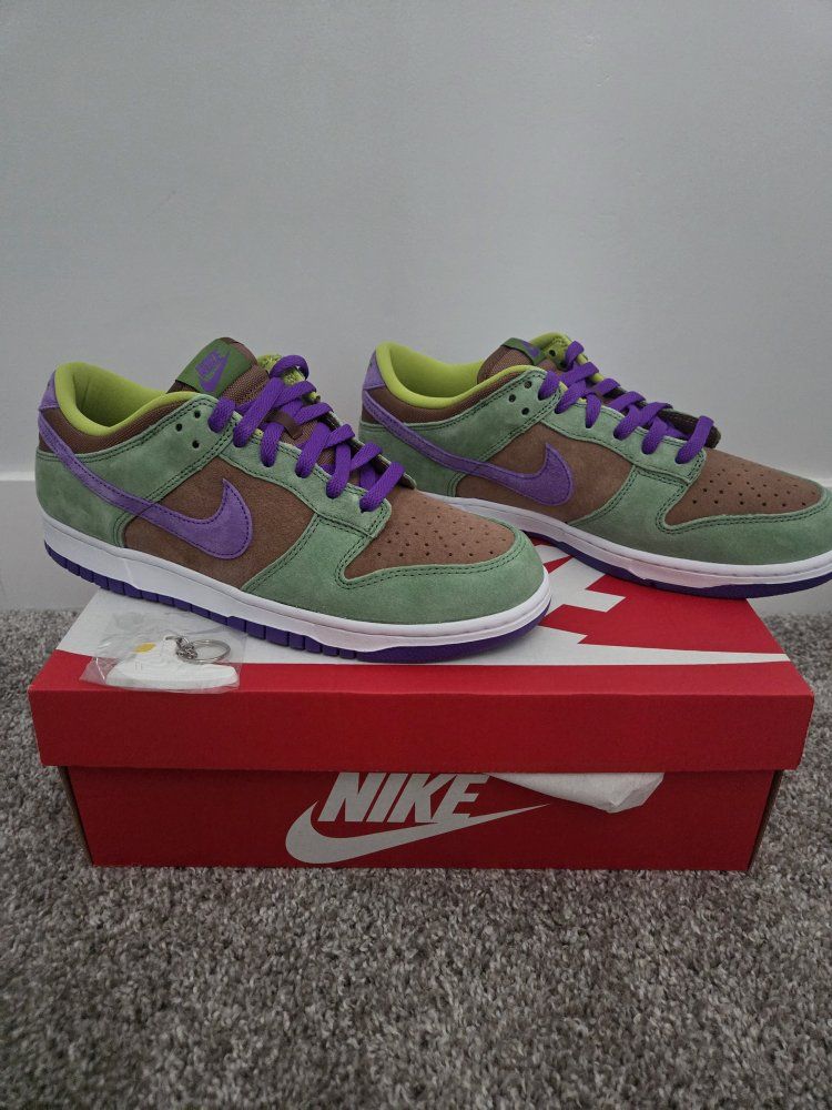New Nike Dunk Low SP "Veneer" Sneakers - Men's US 10.5, Suede Upper
