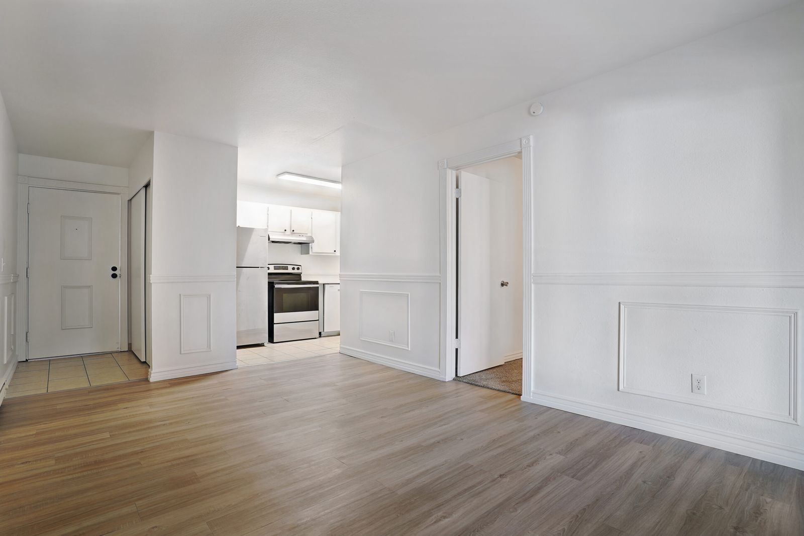 2 Bedroom Apartment Available - Holladay UT