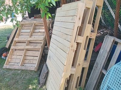 Wood Pallets
