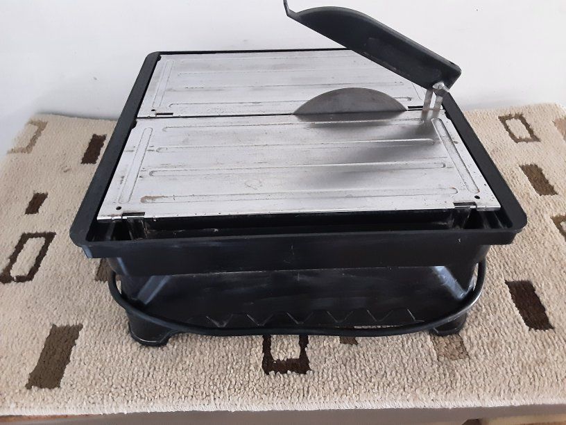 TILE WET SAW