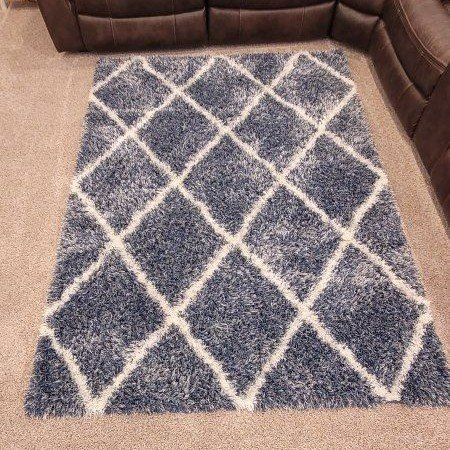 Blue and White Geometric Shag Area Rug - excellent condition