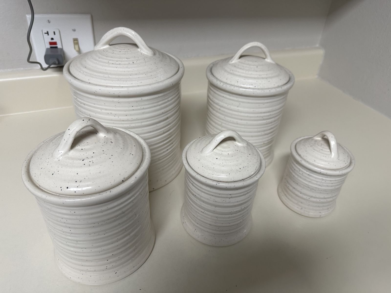 Ceramic Kitchen Canister Set - 5pc White Speckled Ribbed Jars with Lids, Various Sizes