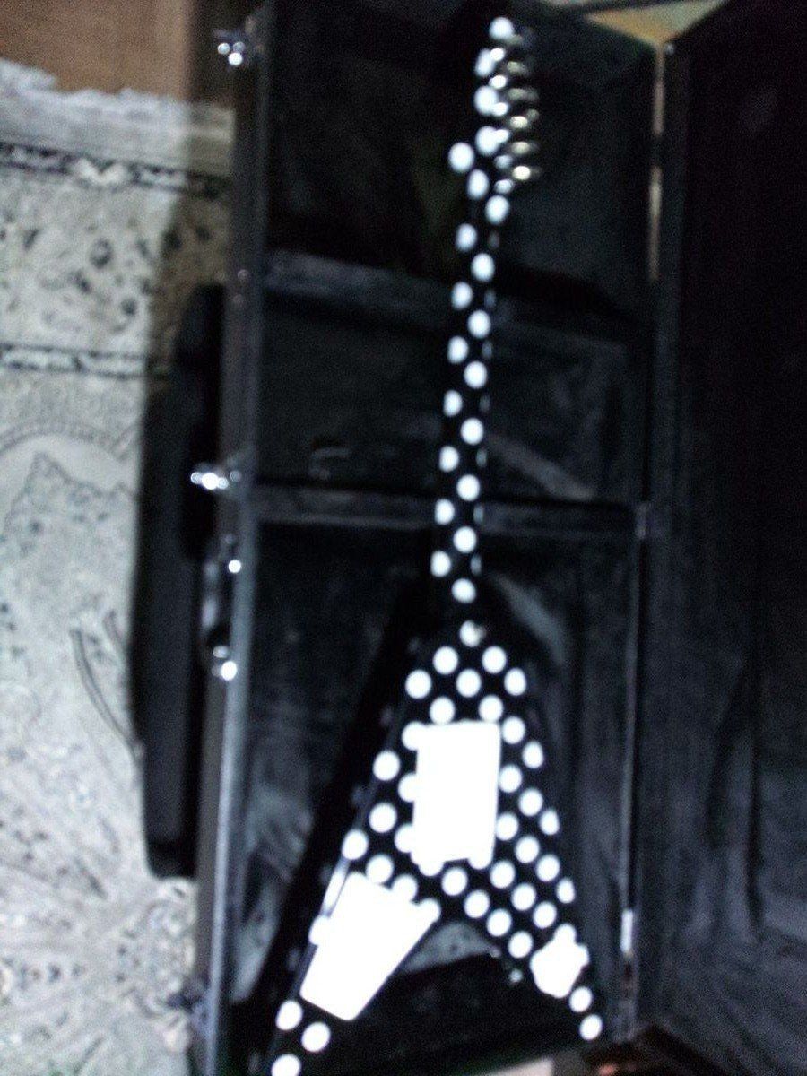 Main image 2