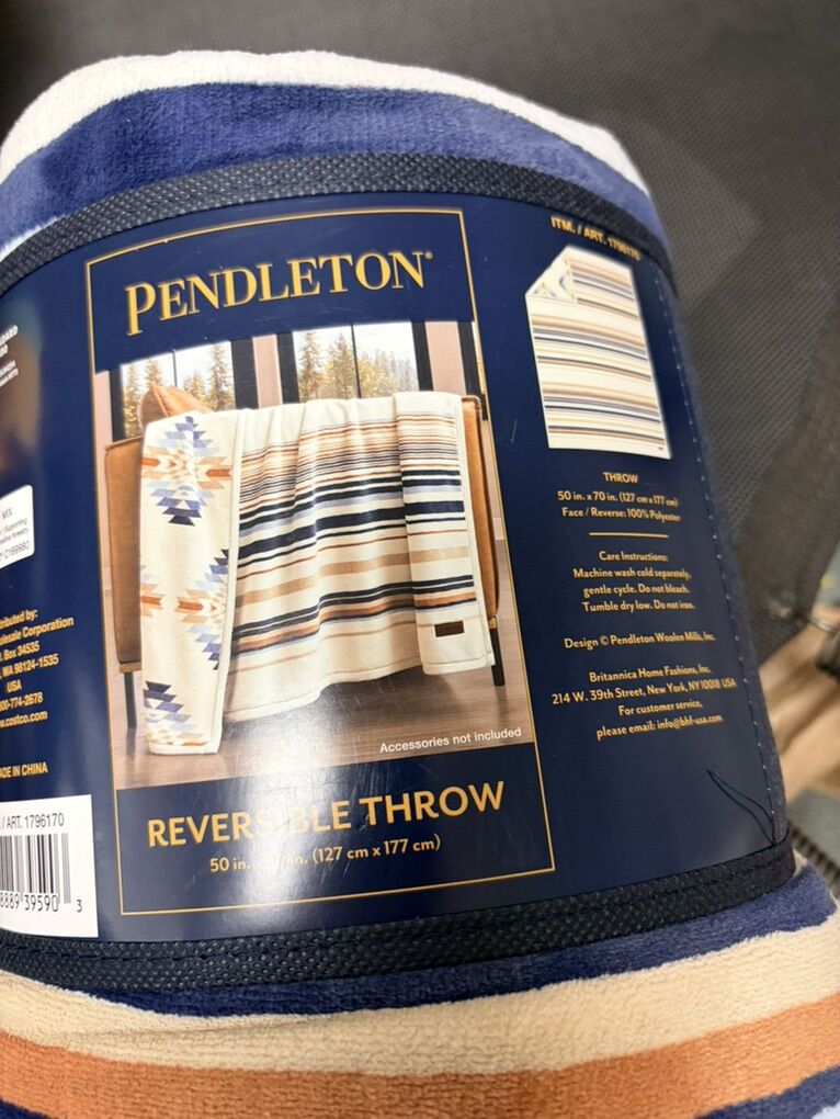 Pendleton Reversible Throw 50” X 70”