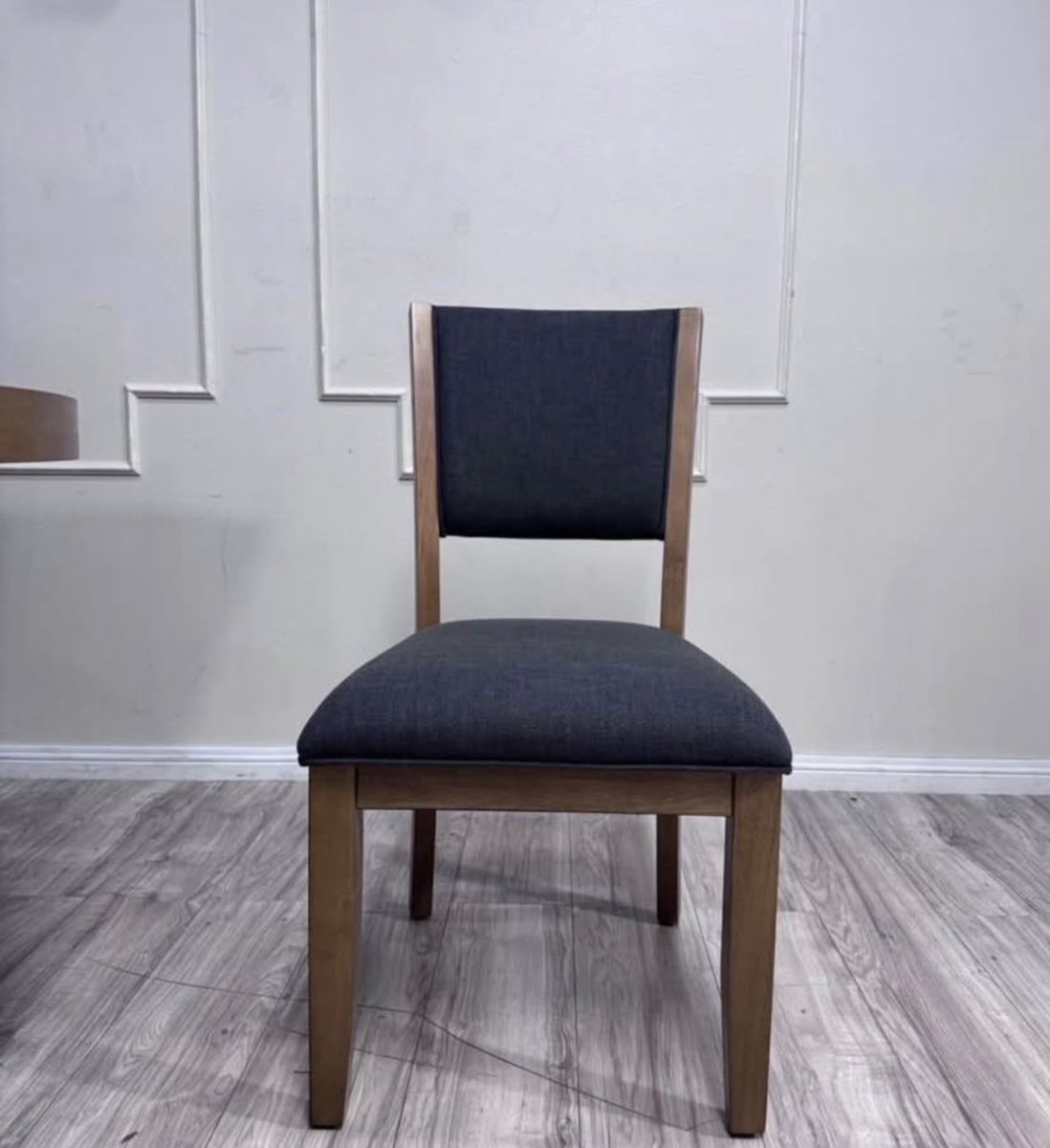 Main image 7