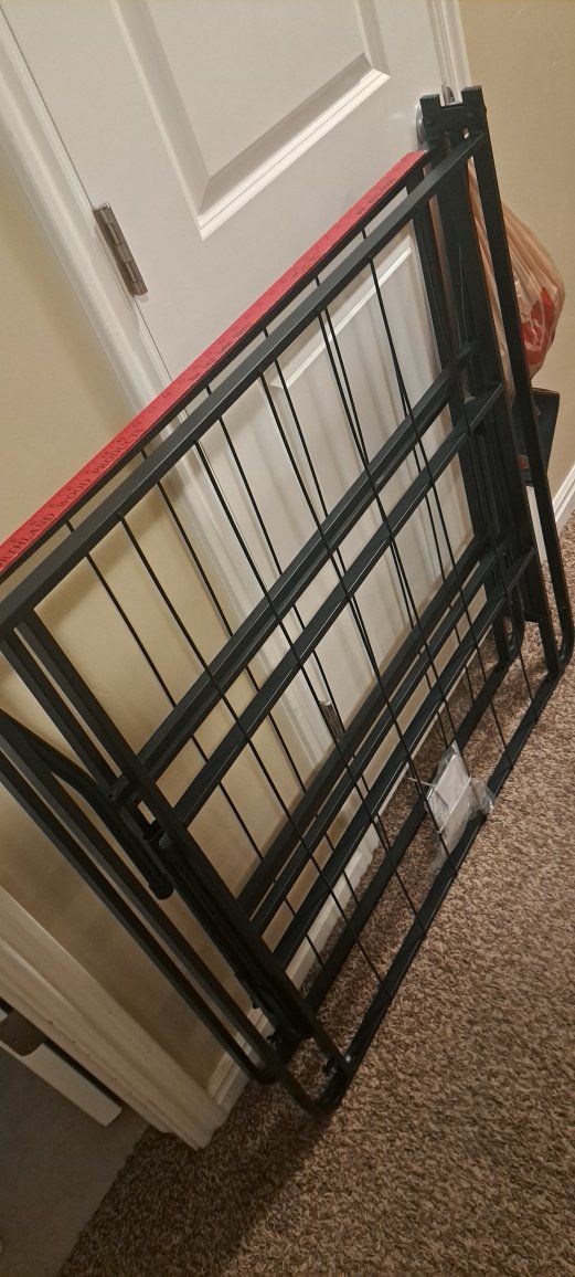 18 inch Twin xl foldable bedframe
