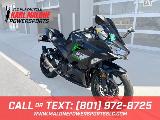 2023 KAWASAKI NINJA 400 ABS Metallic Magnetic Dark