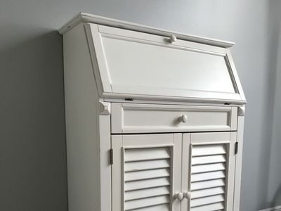 White desk