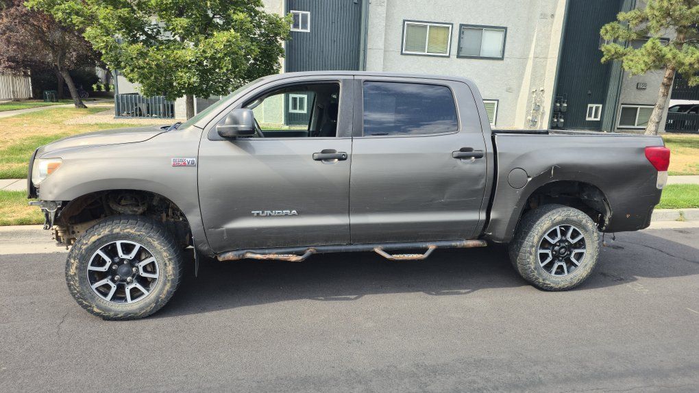 2013 Toyota Tundra CrewMax SR5