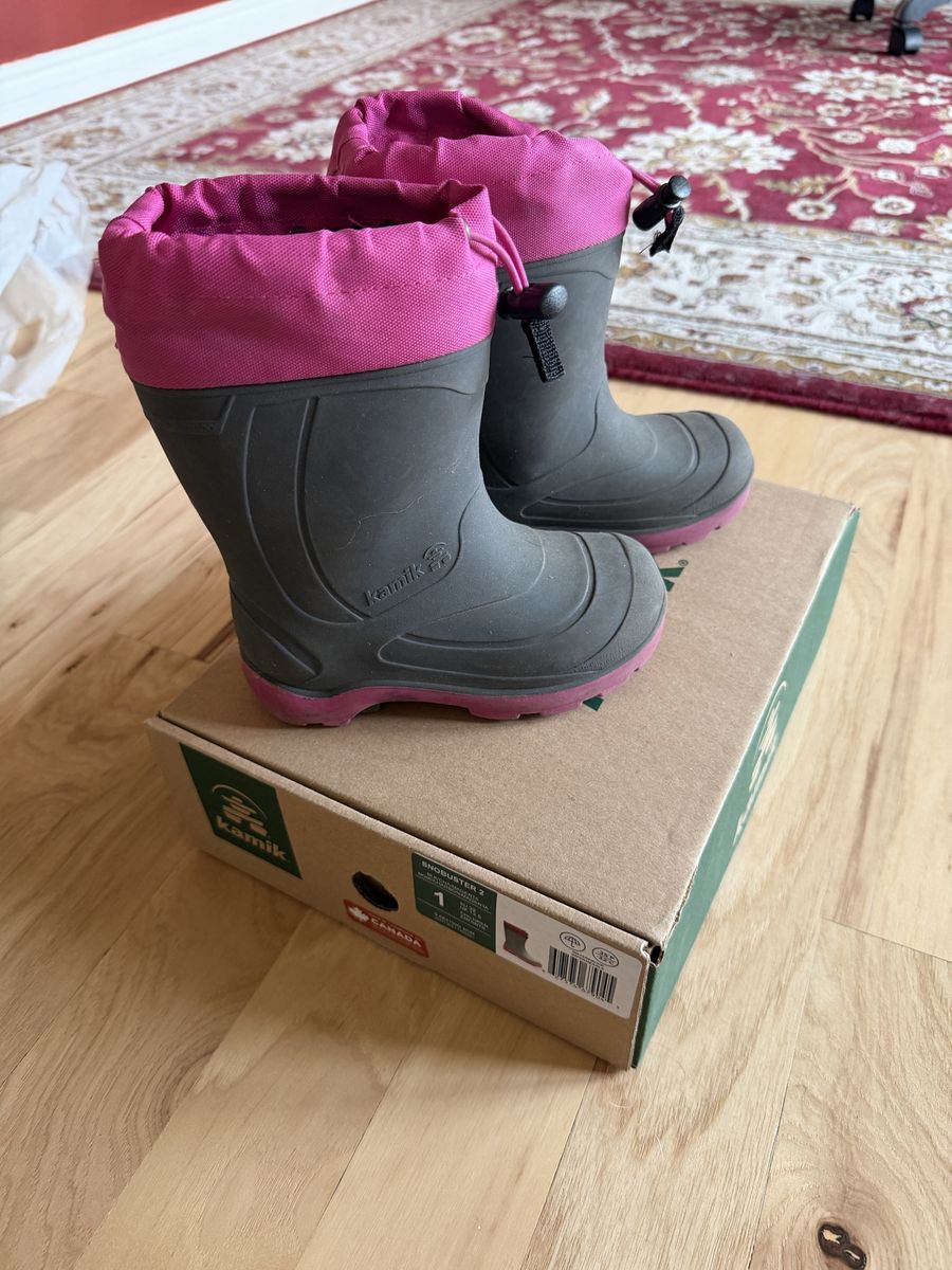 Kamik Snobuster 10 small Kids Winter Snow Boots Grey Pink Size 10